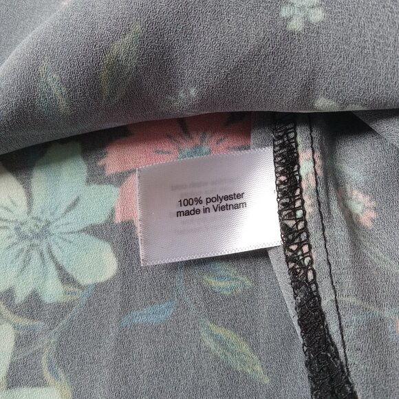 Lane Bryant Black and Colorful Floral Print Roll Tab Sleeve Button Blouse 14 16 - Picture 4 of 12